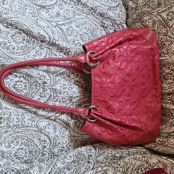 Beautiful Brighton embroidered shoulder bag - Picture 3 of 12